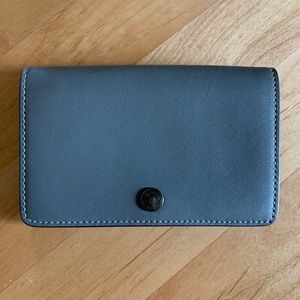 EUC Coach Small Wallet in Grey